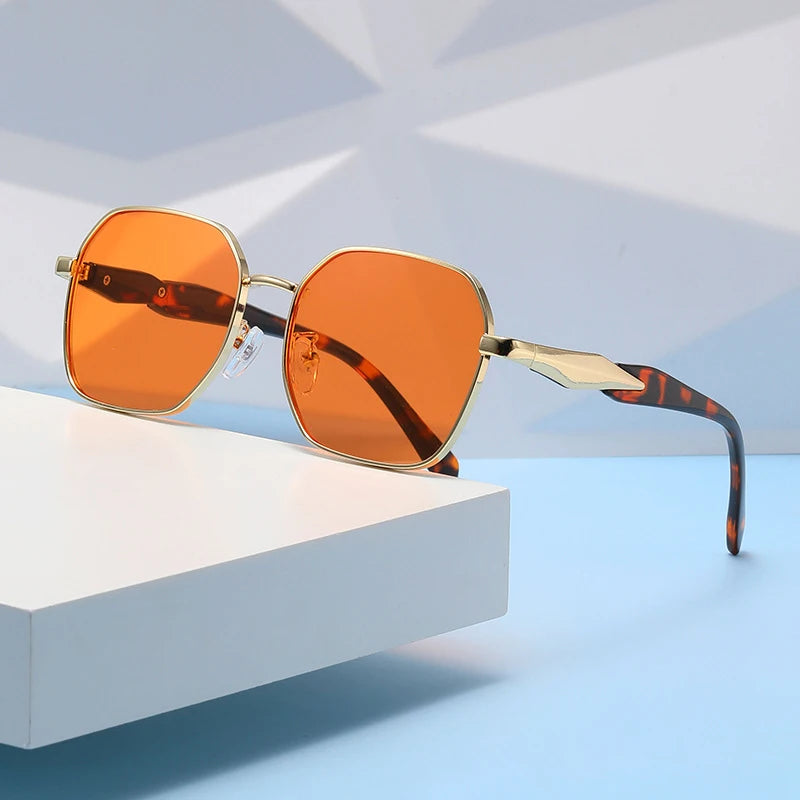 Velin Sunglasses - Redwood Main